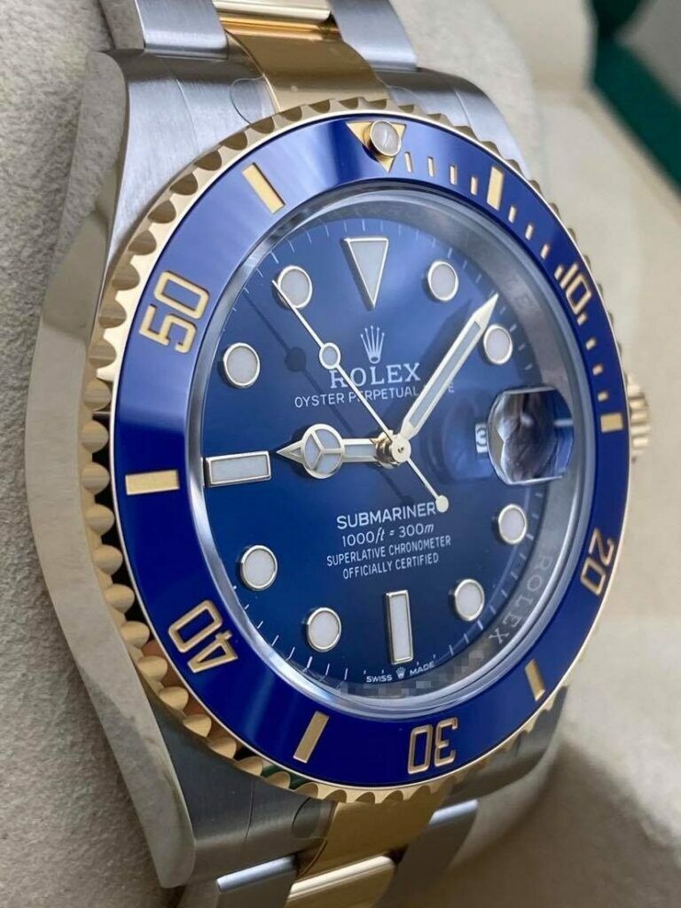 Rolex Submariner Date 126613LB - Image 6
