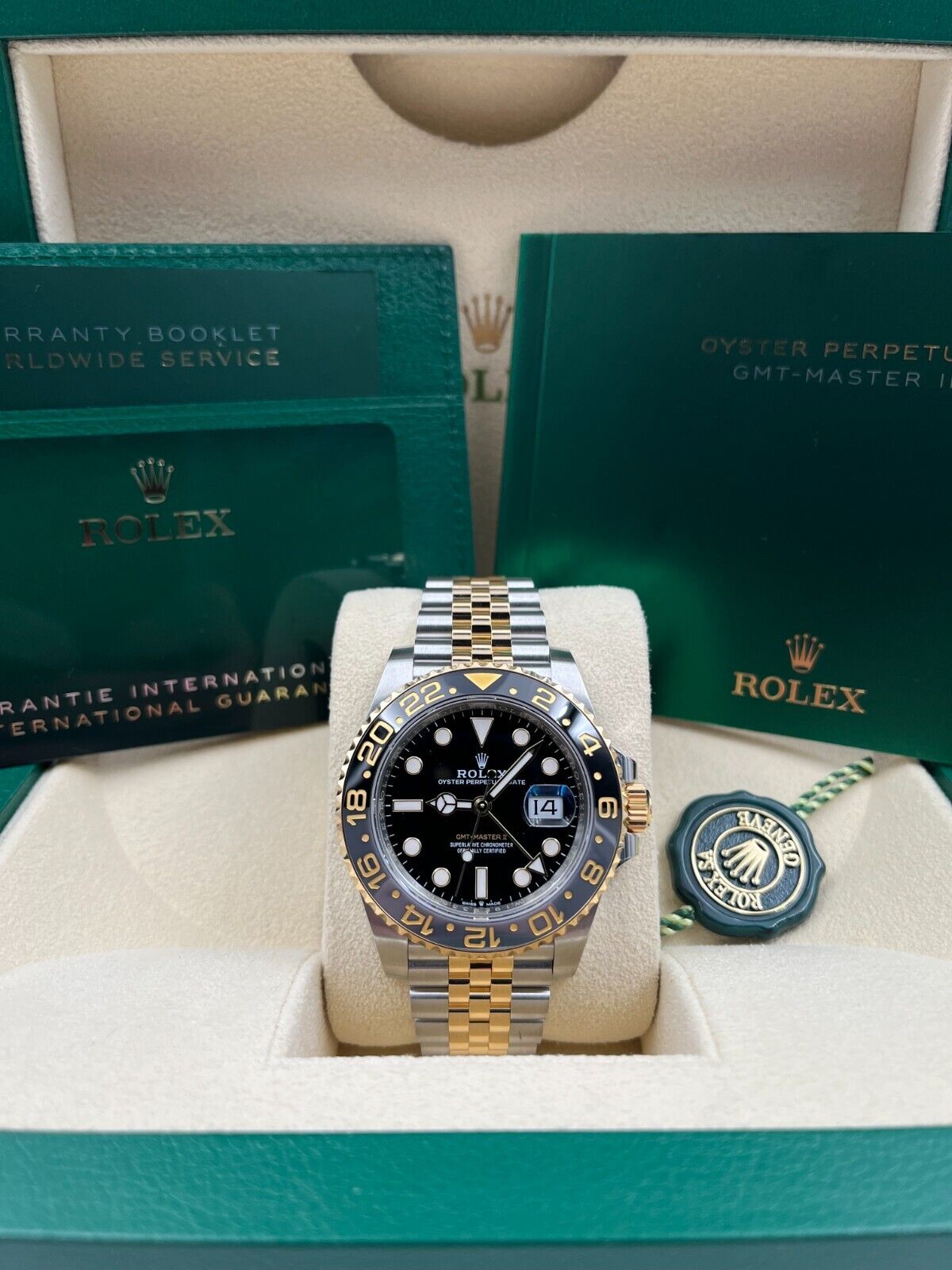 Rolex GMT Master II 126713GRNR - Image 8