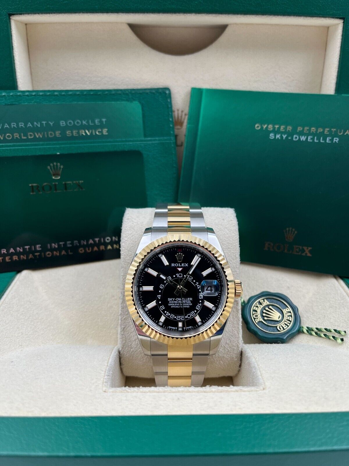 Rolex Sky-Dweller 336933 - Image 5